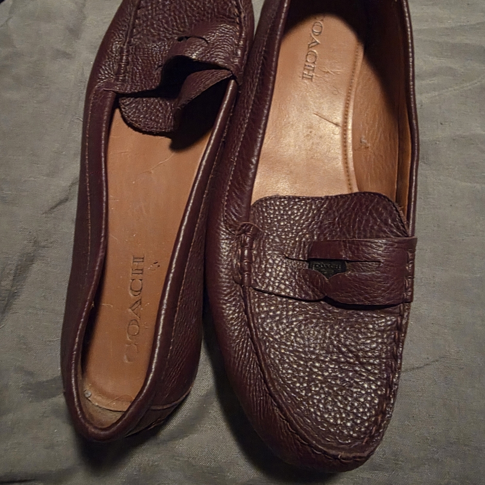 Coach Women's Wine/Burgundy Loafers